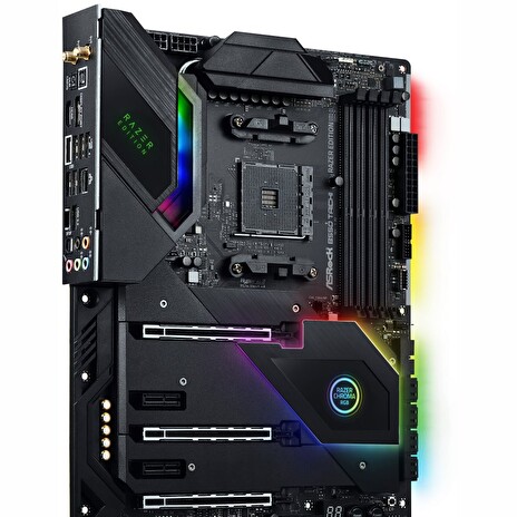 ASRock B550 TAICHI RAZER EDITION / AM4 / 4x DDR4 DIMM / HDMI / DP / 2x M.2 / USB Type-C / Wi-Fi / ATX